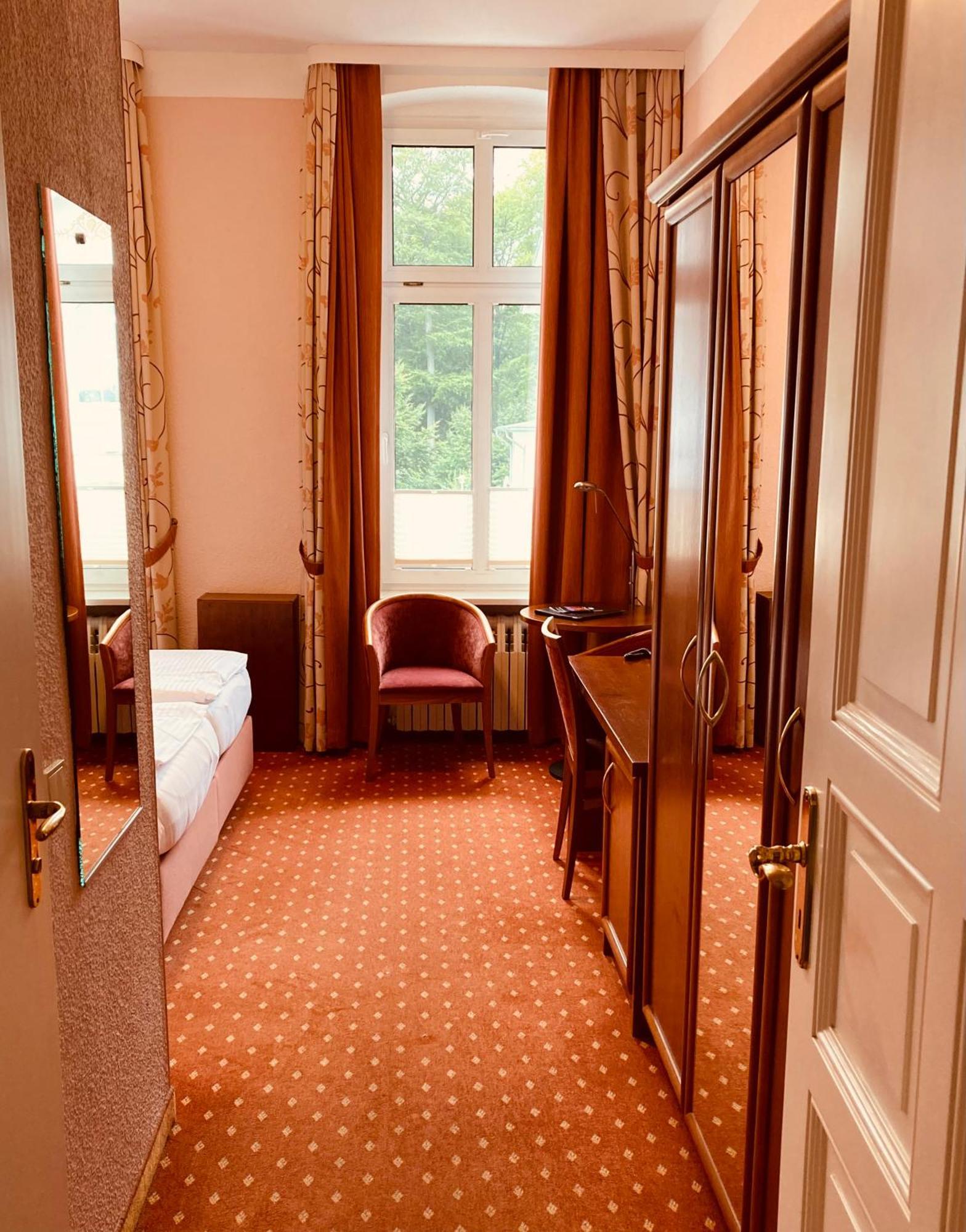 הרינגסדורף Hotel Germania מראה חיצוני תמונה