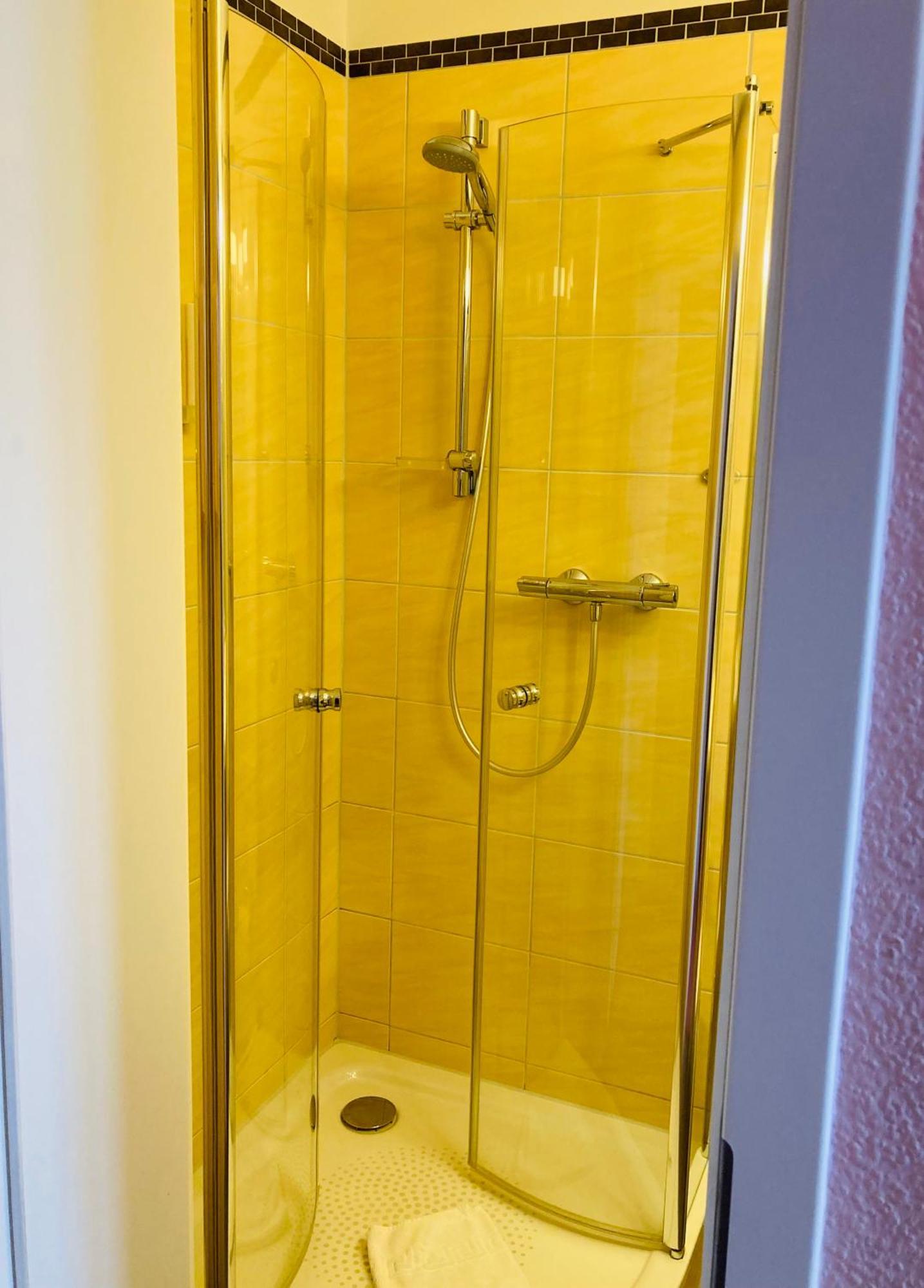 הרינגסדורף Hotel Germania מראה חיצוני תמונה